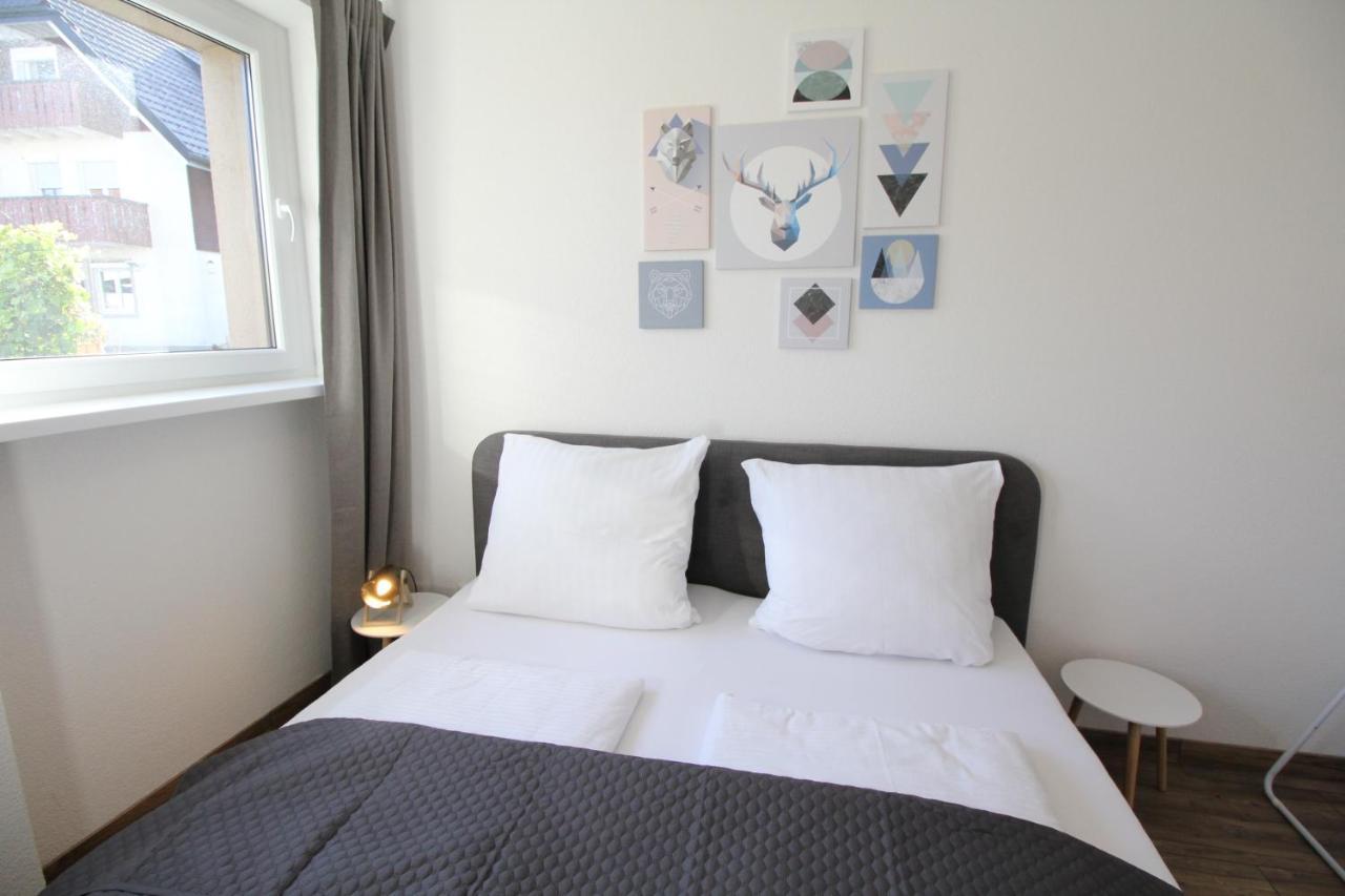 Schwarzwaelder Tierplaetzchen - Terrasse Und Parkplatz Appartement *